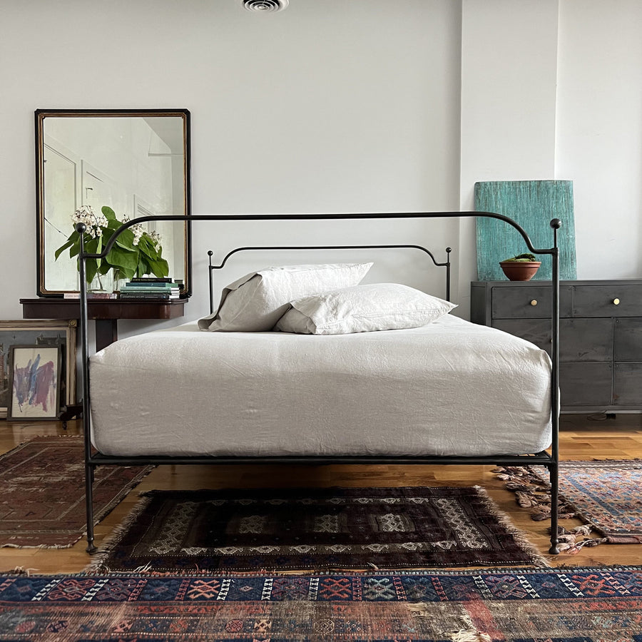 Linen Sheets and Linen Bedding | https://www.linoto.com