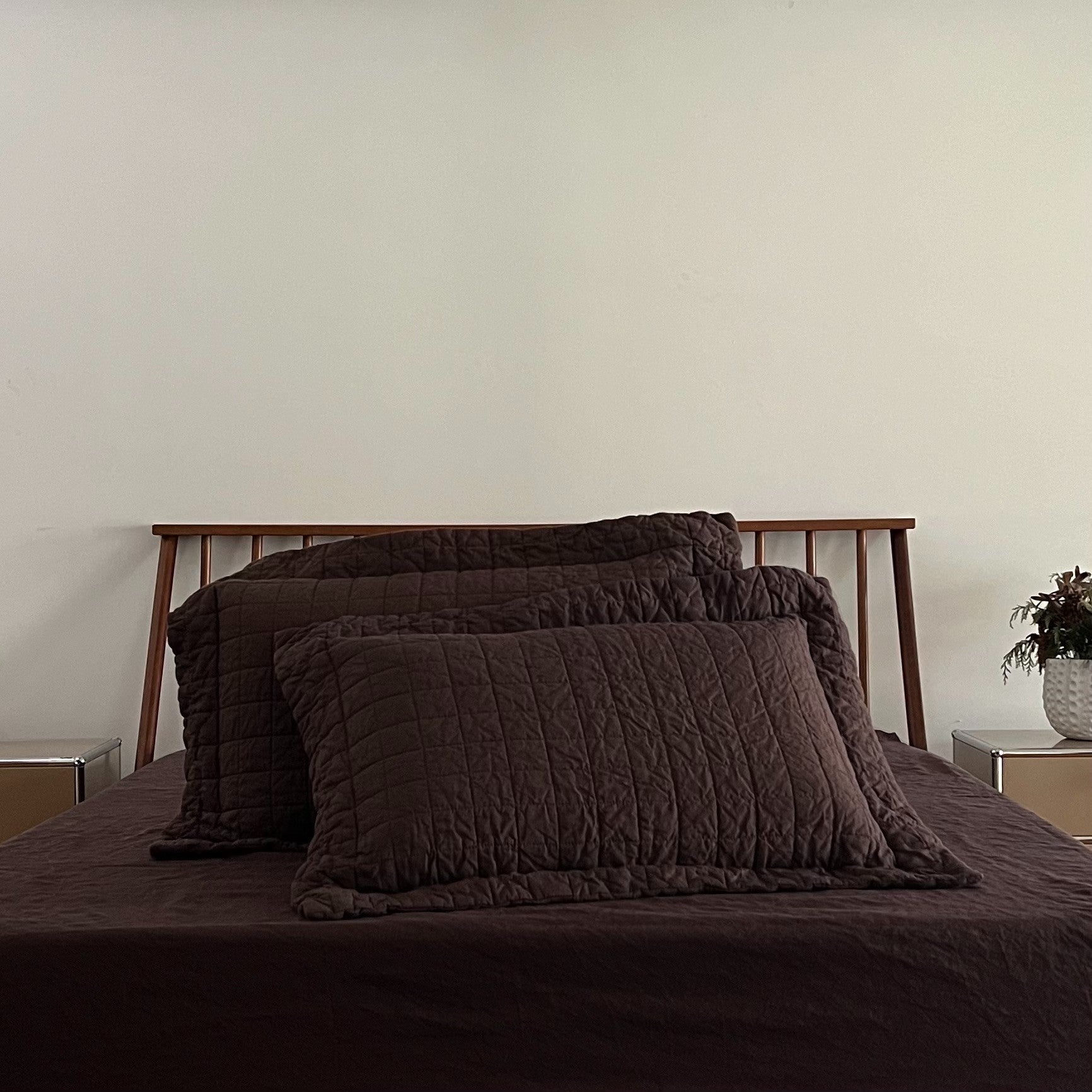 Linoto Quilted Linen Coverlet - Thumbnail 3